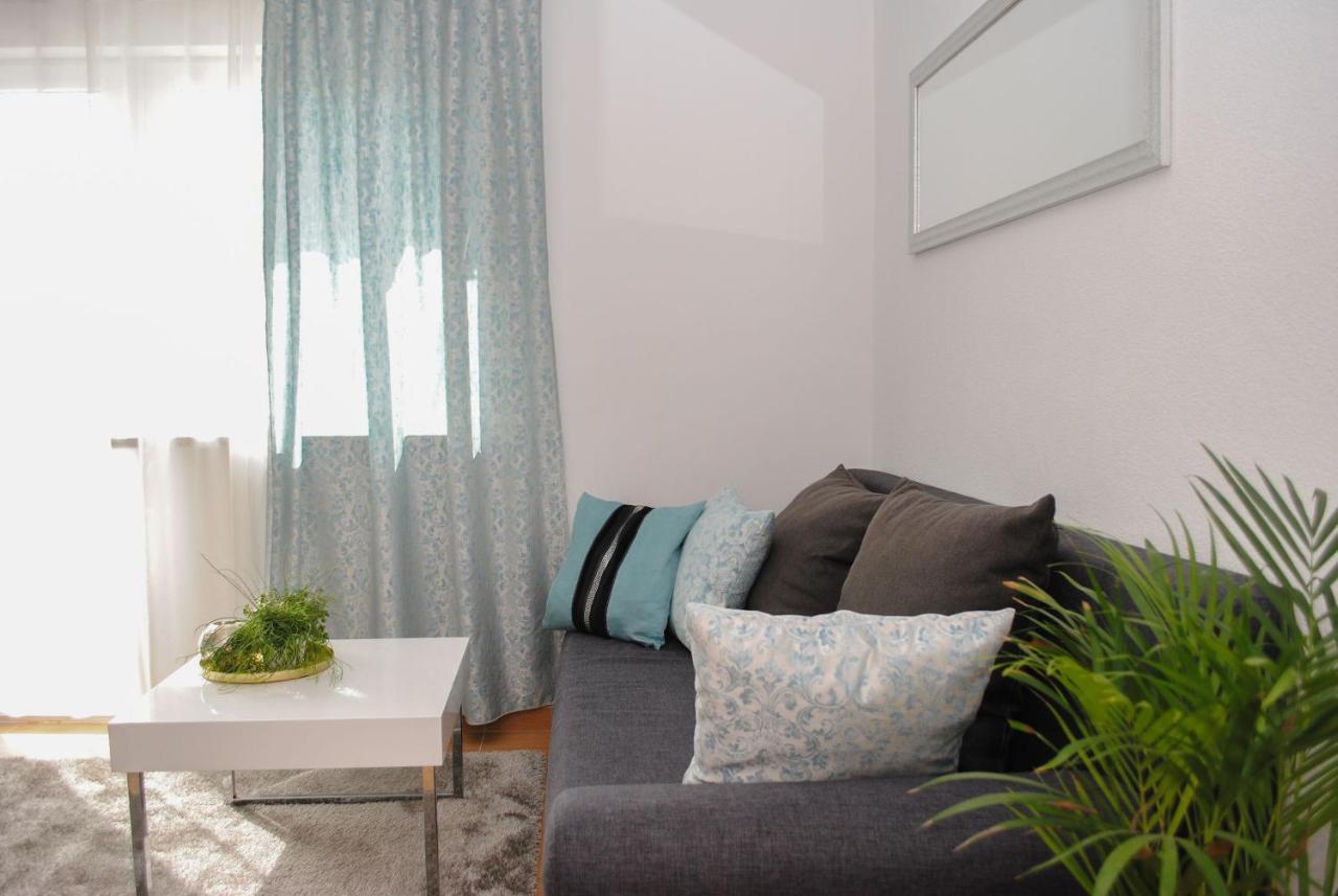 Apartment Tina Podstrana Exterior photo